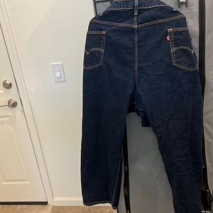 Almost brand new worn once Levi Strauss 550s 52x30